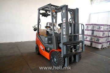 HELI 1500 kg CPQYD15 Plin-Benzin Viluskar - HMK037