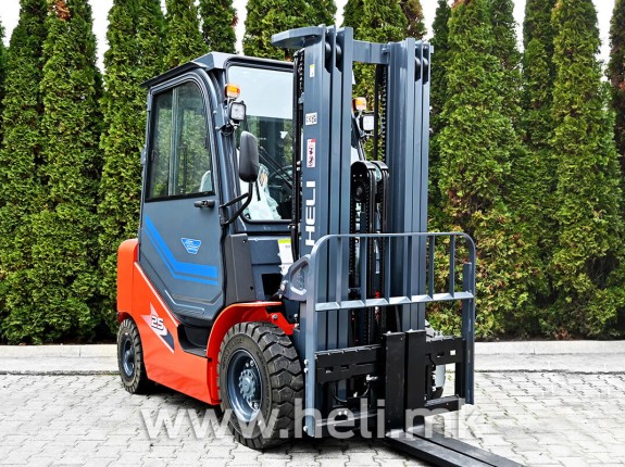 HELI 2500 kg CPQYD25-RC1H Plinski Viluskar 4.7m - HMK076